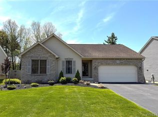 1366 Evergreen Dr, Lake View, NY 14085