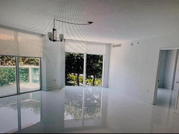 4th image of 250 Sunny Isles Blvd #3601