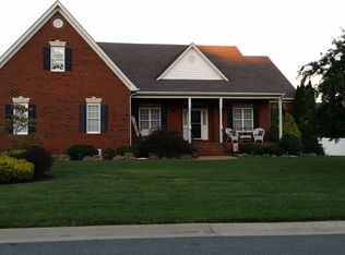 7218 Ancient Oak Dr, Mechanicsville, VA 23111