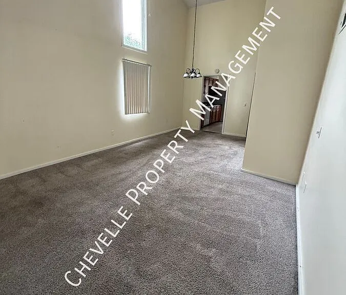 1208 Bush River Rd #H12 — Photo 4