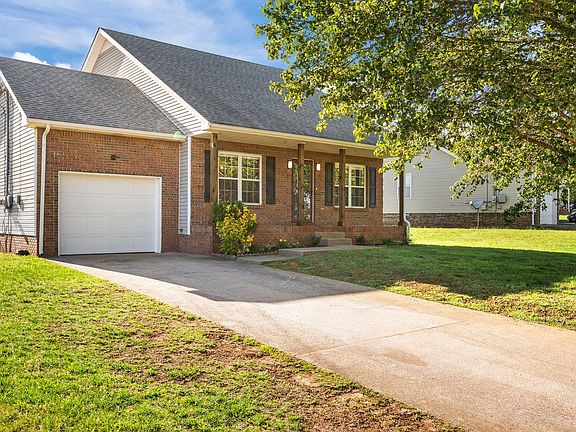 2nd image of 3726 Heather Dr