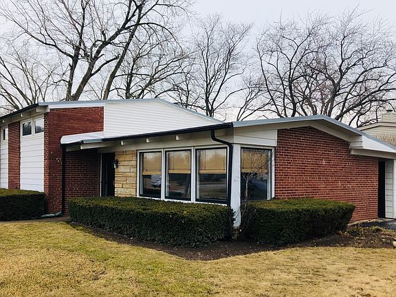 2nd image of 3590 Tamarind Dr