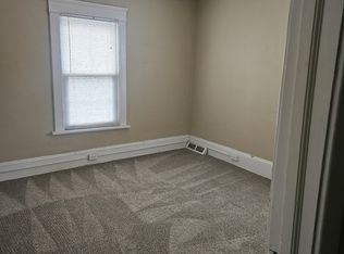 2890 Wooster Rd, Rocky River, OH 44116