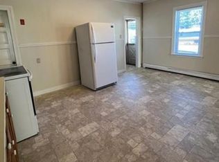 18 Grove St S, South Barre, MA 01074