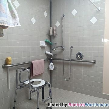 3rd image of 8726 59th Avenue Ct SW