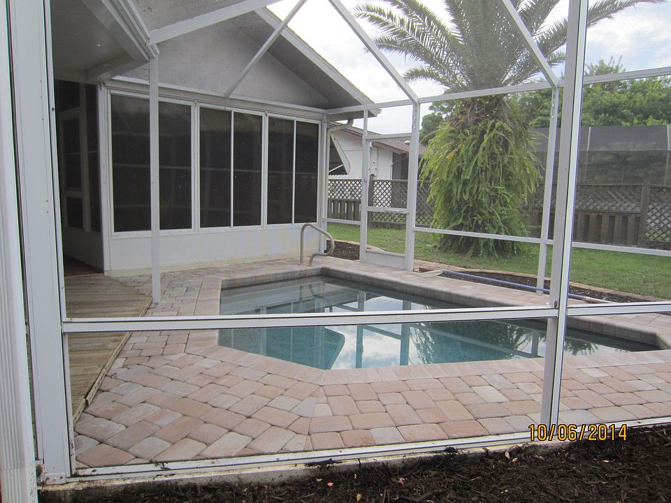 1st image of 1210 Laurel Pines Cir