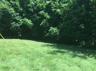 2308 Walnut Hill Dr, Evansville, IN 47720