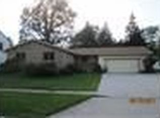 1484 Carolina St, Marysville, MI