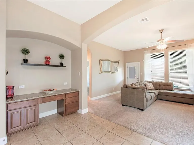 113 Wallin Farms Dr — Photo 2