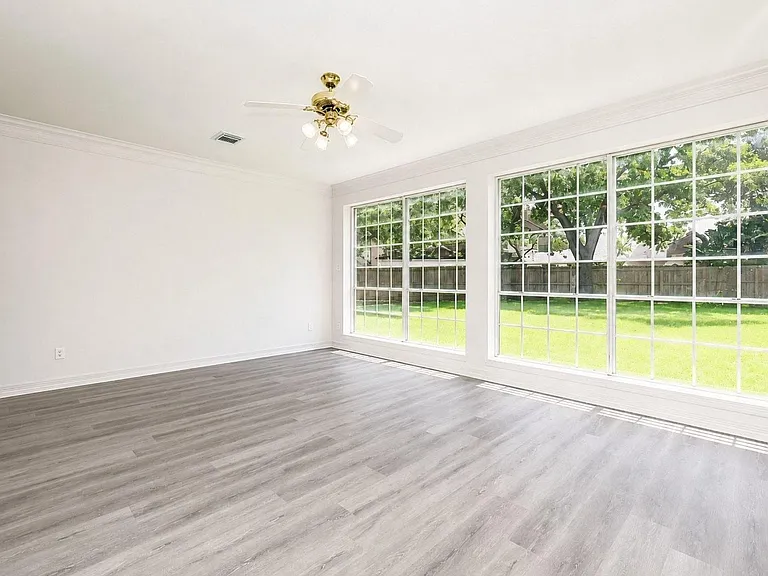 11102 Brook Mill Ct — Photo 9