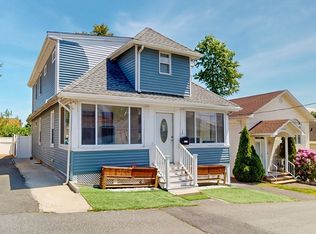 33 Jarvis St, Revere, MA 02151