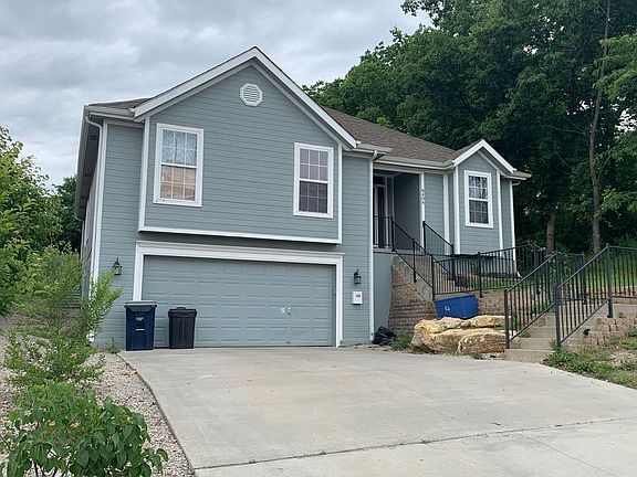 3rd image of 8406 Prospect Ave