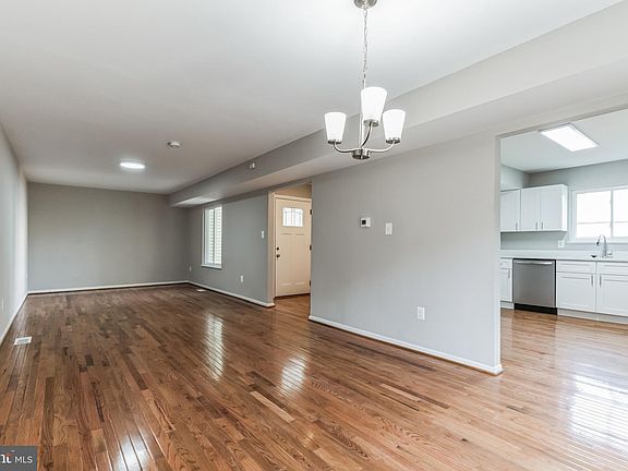 2nd image of 54 Nina Ct #188