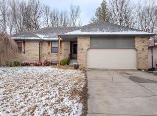 3975 W Tracy St, Springfield, MO 65807