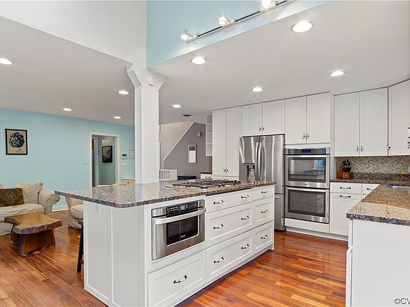 2nd image of 103 Overlook Dr