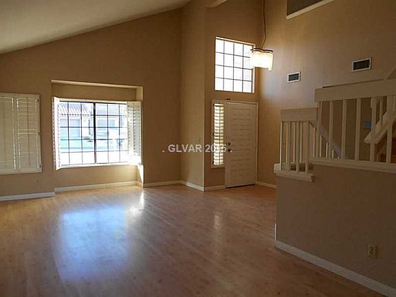 4th image of 4754 Norfolk Ct