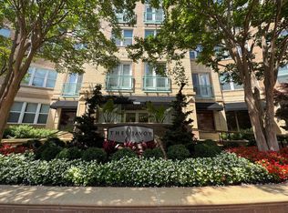 12000 Market St APT 361, Reston, VA 20190