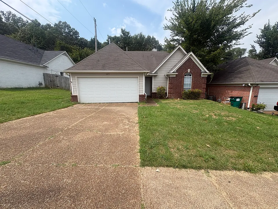 1279 Chatman Way