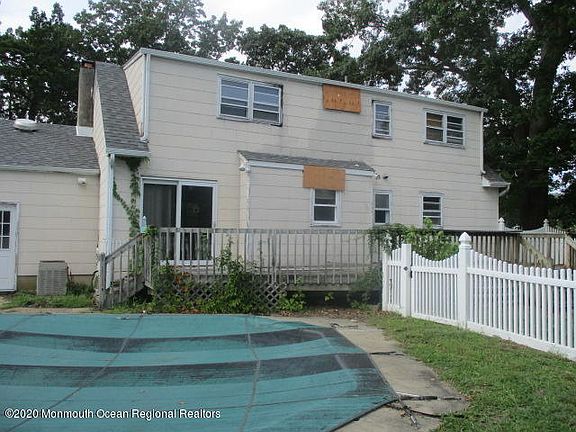4th image of 851 Castle Dr