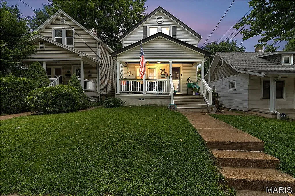 7615 Jerome Ave, Saint Louis, MO 63143 — Photo 1