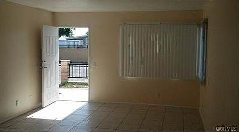 4th image of 1295 W Oakland Ave #B