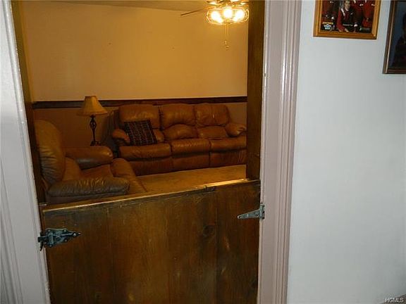 4th image of 7 Coffey Ave