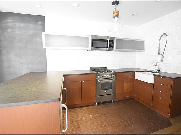 4th image of 133 Ludlow St APT 2F