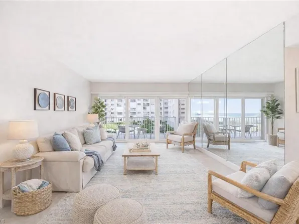 3443 Gulf Shore Blvd N 314, Naples, FL 34103
