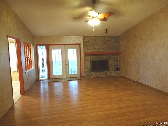 5th image of 5919 CYPRESS BEND ST