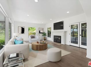 1635 Sunset Plaza Dr, Los Angeles, CA 90069