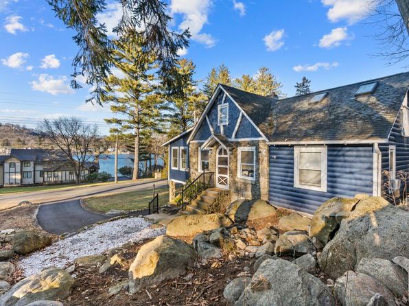 49 Maple Pkwy