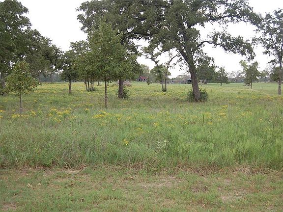 3rd image of 1030 Private Road 7040