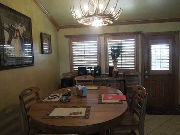 3rd image of 44901 Nan Katherine Ln