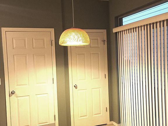 3rd image of 2626 NE 88th Pl