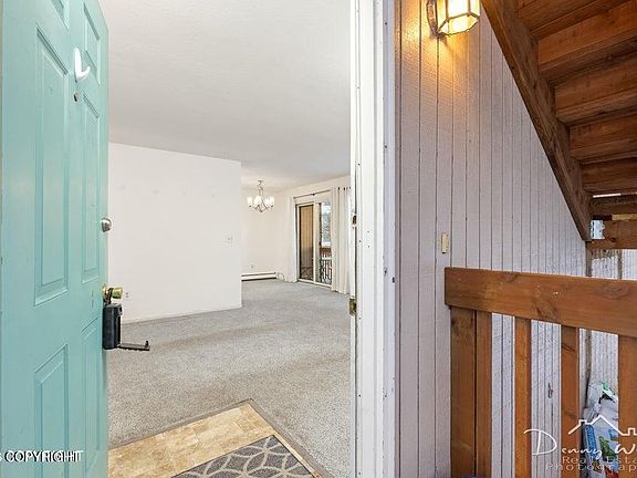 5th image of 9353 Blackberry St APT 2