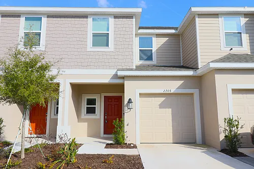 2208 Paravane Way Photo 1