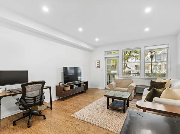 4 Constellation Place image 1 of 32