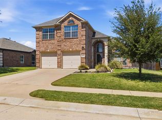 1417 Fairfield Dr, Forney, TX 75126