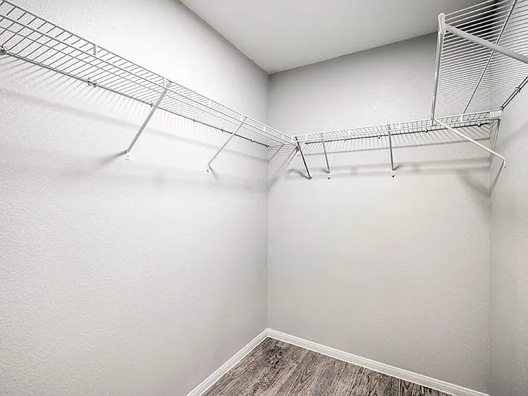 Suncrest Townhomes — Photo 9