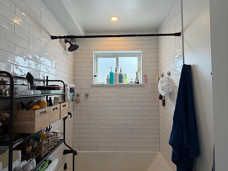 1756 W Rosehill Dr #2D — Photo 7