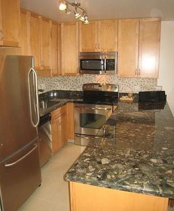 3rd image of 411 Hobron Ln APT 3111