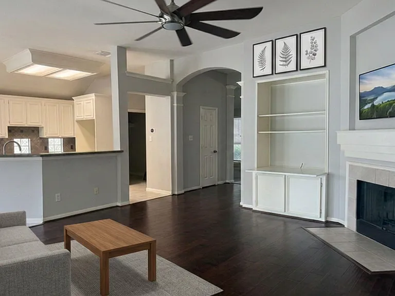 4514 Pebblestone Dr — Photo 6