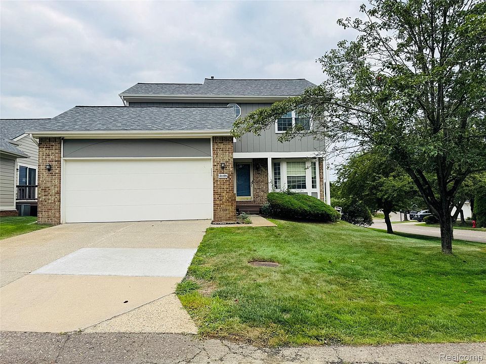 31199 Columbia Dr, photo 2