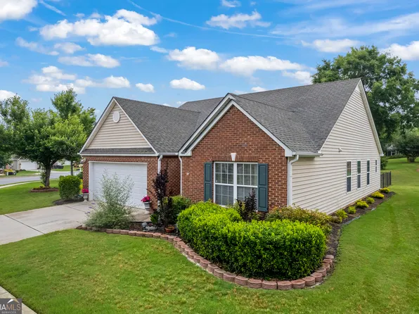 410 Mockingbird Dr, Loganville, GA 30052