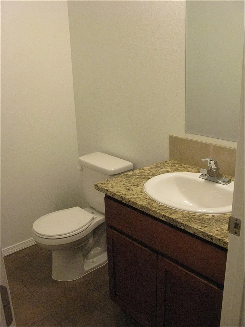 108 Mizzou Ct — Photo 4