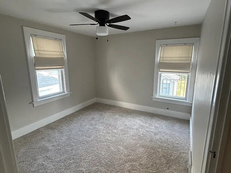 119 McKinley Ave — Photo 11