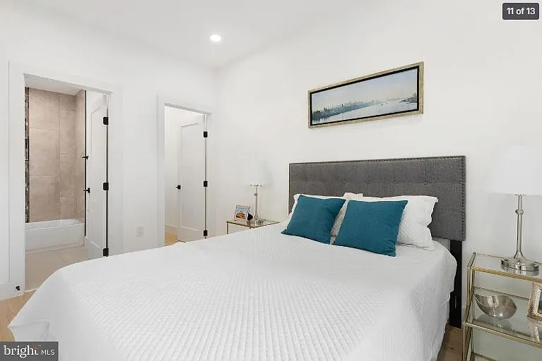 927 Kennedy St NW #303 — Photo 3