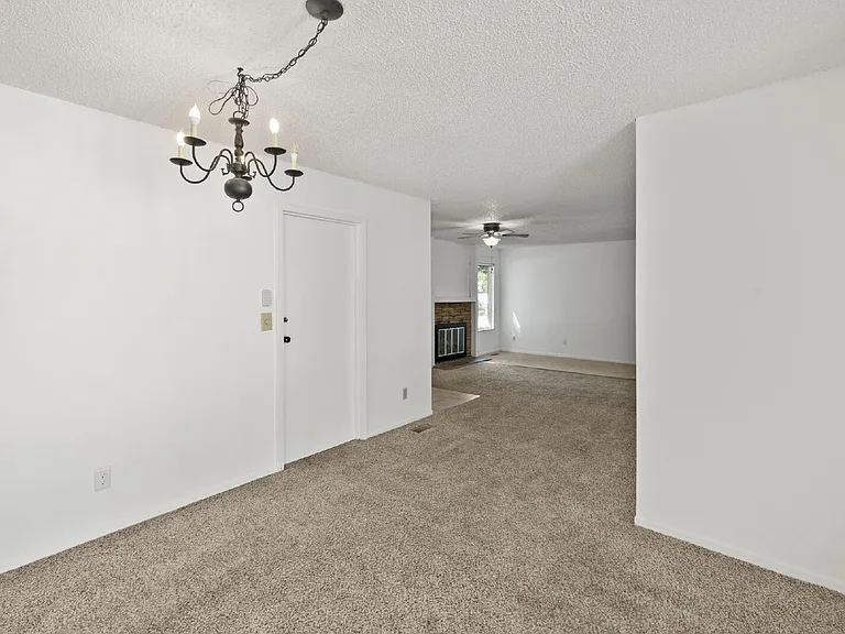 826 San Antonio Pl — Photo 9