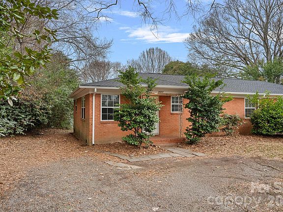 5th image of 2623 & 2625 Shamrock Dr
