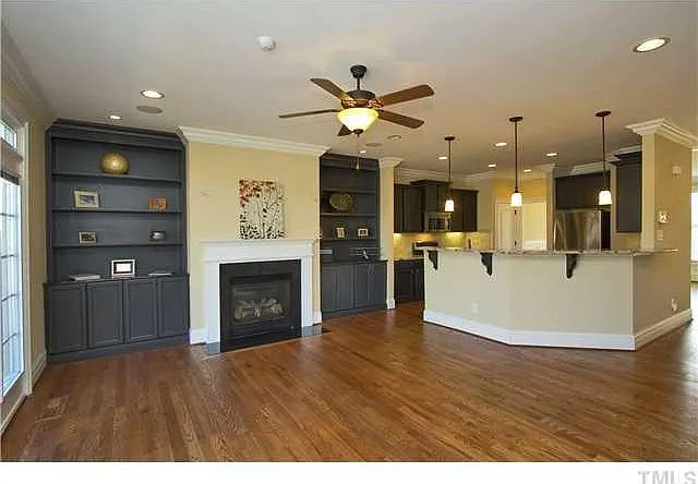 1032 Alemany St — Photo 6